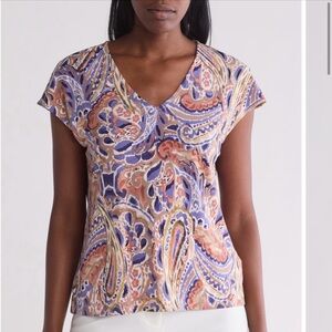 Vince Camuto Paisley Print, V Neck Top in Navy and Neutrals, Size L, NWT